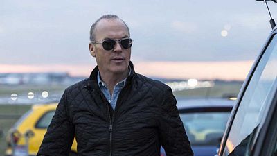 image de la news Michael Keaton badass, Orlando Bloom et Noomi Rapace au coeur d'un complot... Les bandes-annonces à ne pas rater