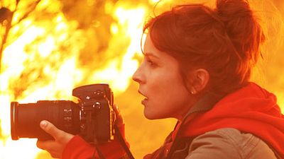 image de la news La promesse du feu : alerte incendie en mai sur France 2 avec Nicolas Gob, Thomas Jouannet et Flore Bonaventura