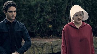 image de la news The Handmaid's Tale : la série déjà renouvelée pour une saison 2