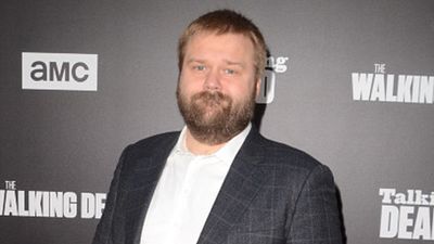 image de la news The Walking Dead : le créateur adapte un comic-book sur le Minotaure