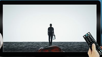 image de la news Ce soir à la télé : on mate "Premier contact", on zappe "Les Chemins de la dignité"
