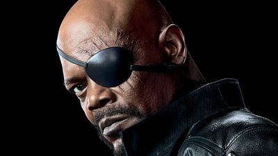 image de la news Captain Marvel : Samuel L. Jackson sème le doute avec d'intrigantes photos de tournage