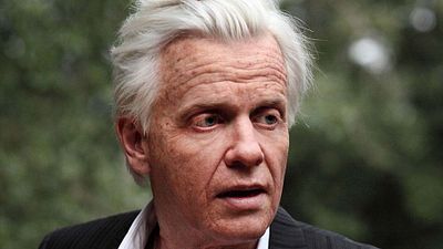 image de la news Guy : comment Alex Lutz s'est-il transformé en chanteur de 74 ans ?