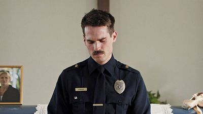 image de la news Thunder Road : "lorsque des hommes s'unissent sans influence féminine, on en revient aux chimpanzés" selon Jim Cummings
