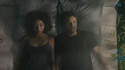 image de la news Orelsan invite Golshifteh Farahani pour Paradis, son nouveau clip