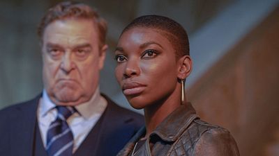image de la news Bande-annonce Black Earth Rising : Michaela Coel et John Goodman enquêtent sur le génocide rwandais