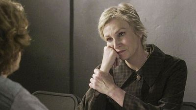 image de la news Esprits Criminels : La mère de Spencer (Jane Lynch) de retour dans la saison 15