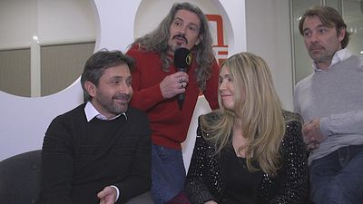 image de la news Les Mystères de l'Amour épisode 500 : l'équipe d'Hélène et les Garçons fête 25 ans de grands sentiments [REPORTAGE]