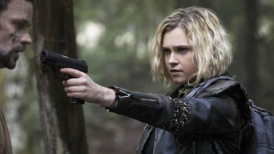 image de la news The 100 saison 6 : Clarke affronte ses démons sur un premier poster énigmatique
