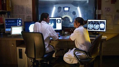 image de la news Hippocrate : patience, la saison 2 de la série de Thomas Lilti entrera en tournage cet automne !