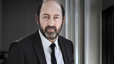 image de la news La Part du soupçon sur TF1 : Kad Merad a-t-il assassiné sa famille ?