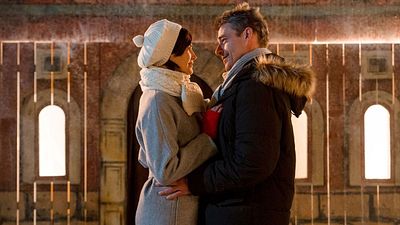 image de la news Jeudi soir sur TF1 : Coup de foudre à Saint-Pétersbourg avec Héléna Noguerra et Thierry Neuvic