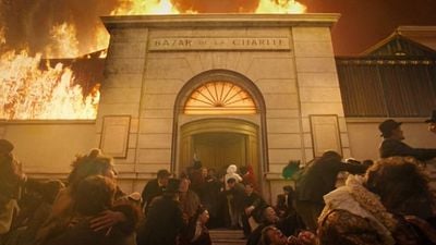 image de la news Le Bazar de la charité : Notre-Dame en flammes dans la série de TF1 ?