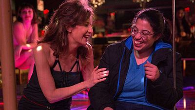 image de la news Bande-annonce Forte : Melha Bedia s'essaie à la pole dance avec Valérie Lemercier