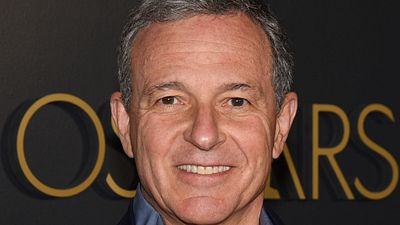 image de la news Bob Iger quitte Disney : 5 décisions qui ont changé l'industrie cinéma