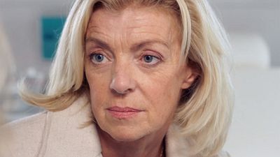image de la news Demain nous appartient : Marianne va-t-elle accepter d'épouser Renaud ? On a la réponse [SPOILERS]