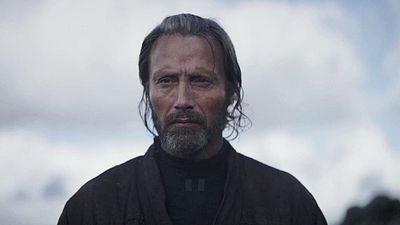 image de la news Star Wars : Mads Mikkelsen pas intéressé par la série Rogue One "sauf si elle innove"