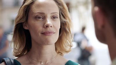 image de la news Demain nous appartient : le fils d'Alma (Camille de Pazzis) va débarquer dans la série