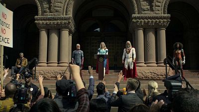 image de la news Jupiter's Legacy sur Netflix : que pense la presse de la série super-héroïque de Mark Millar ?