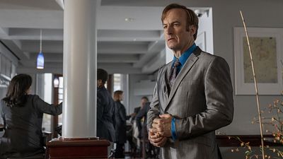 image de la news Better Call Saul saison 6 : le tournage arrêté suite au malaise de Bob Odenkirk