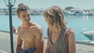 image de la news Plus belle la vie : Baptiste va-t-il tromper Emma avec Barbara ?