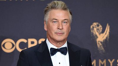 image de la news Tir mortel d'Alec Baldwin : un tournage chaotique et dangereux ? L'équipe du film répond