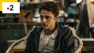 image de la news Manipulations sur France 2 : qui est Julien Crampon, l'interprète du fils de Marine Delterme ?