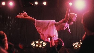 image de la news Dirty Dancing : comment Jennifer Grey (Bébé) a rendu encore meilleure la scène culte du porté