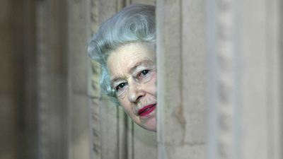 Mort de Elizabeth II : d'Helen Mirren à Paddington, une pluie d'hommages pour la reine
