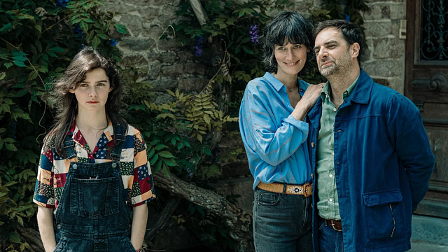 image de la news Le Signal 149 kHz : y aura-t-il une saison 2 pour la série adaptée du roman de Maxime Chattam ?