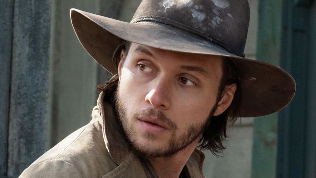 image de la news Cet acteur était dans l'un des plus gros succès Netflix de 2021... Le voici dans ce western brutal déconseillé aux moins de 16 ans