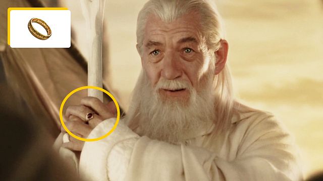 image de la news Le Seigneur des Anneaux : faites un arrêt sur image à 3 heures et 55 minutes dans Le Retour du Roi, et regardez bien la main de Gandalf