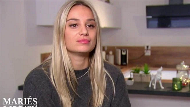 image de la news “J’ai passé neuf ans à entretenir mes cicatrices”, Alicia (Mariés au premier regard) évoque ses complexes