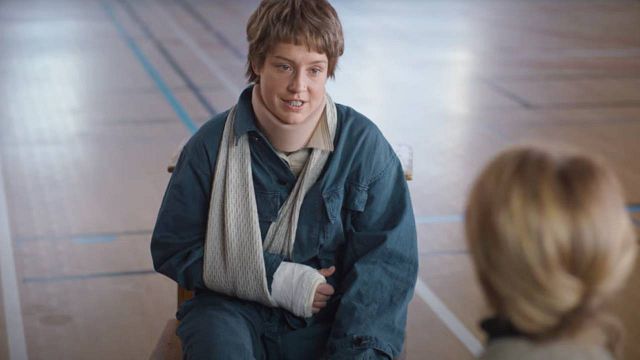 image de la news Adèle Exarchopoulos change de tête pour la nouvelle comédie de Quentin Dupieux... Voici la bande-annonce !