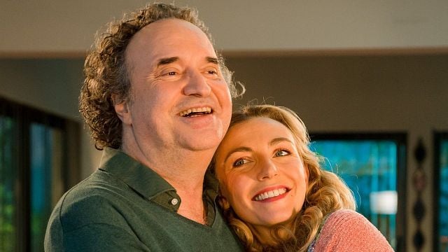 image de la news Scènes de Ménages sur M6 : un joueur emblématique de France 98 s'invite dans la série !