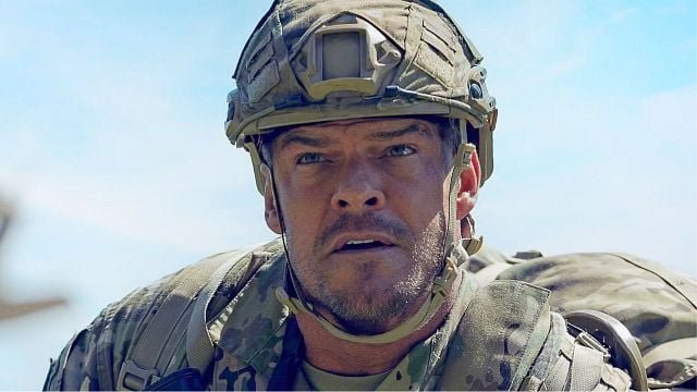 image de la news Netflix : après 147 millions de vues, Alan Ritchson, la star de Reacher, jouera-t-il dans la suite du film d'action et de science-fiction War Machine ?