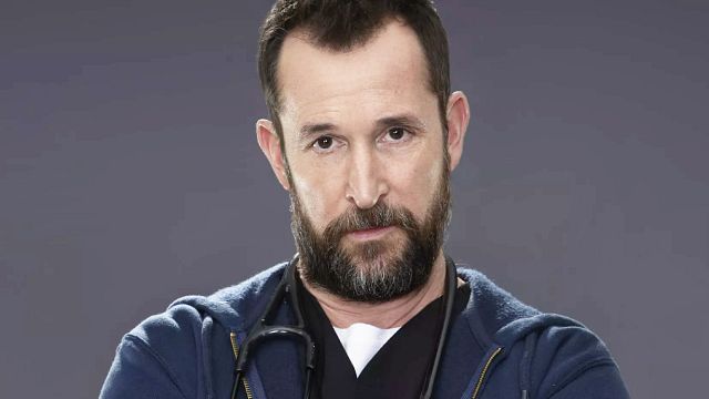 image de la news "C'était impossible" : il y a 28 ans, la star de The Pitt aurait pu devenir le soldat Ryan de Spielberg, mais le destin en a décidé autrement
