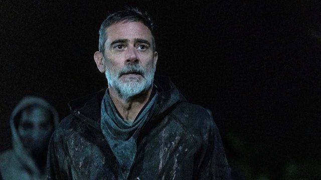 image de la news The Walking Dead : "Au début, ce n’était rien, juste une petite fracture"... Comment Jeffrey Dean Morgan s'est gravement blessé sur le tournage de la série