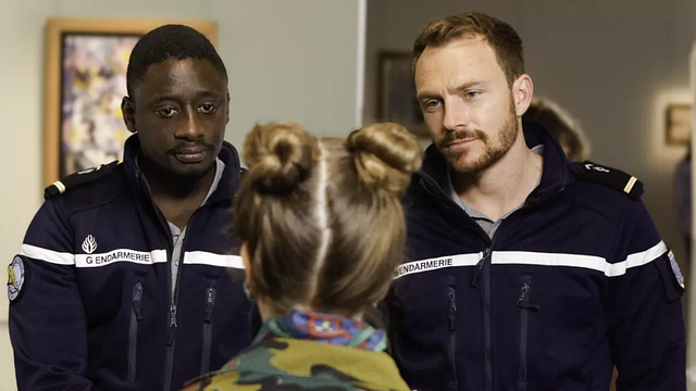 image de la news Brigade du fleuve : Samuel (Roby Schinasi) va-t-il vraiment quitter l'équipe ? On a la réponse !