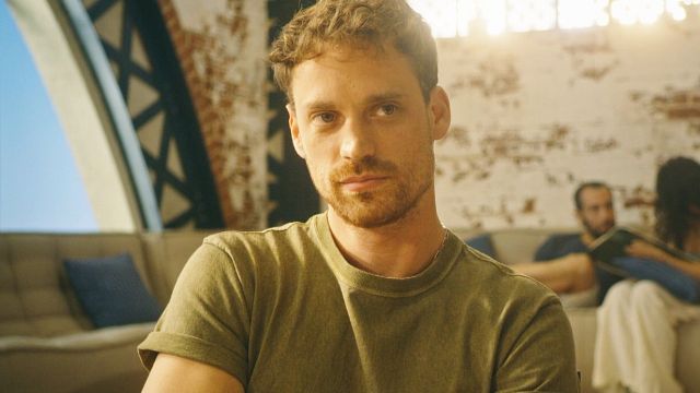 image de la news Tout pour la lumière : Nils va-t-il vraiment quitter La Ciotat ?