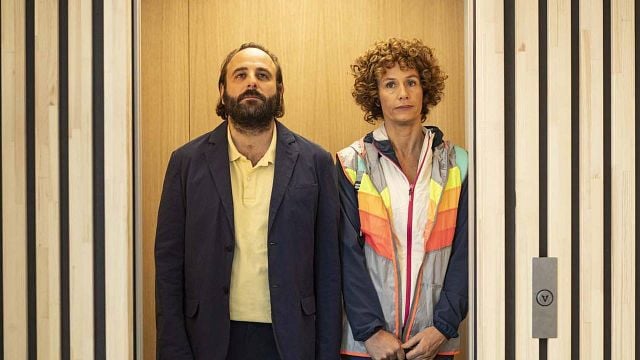 image de la news La Poupée est-il un bon film ? Que pensent les spectateurs de cette comédie moderne avec Vincent Macaigne ?