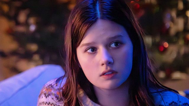 image de la news Désenchantées sur France 2 : "Je l'ai senti passer...", l'exploit de Sarah à la nage a-t-il vraiment été tourné dans la mer ? La comédienne répond