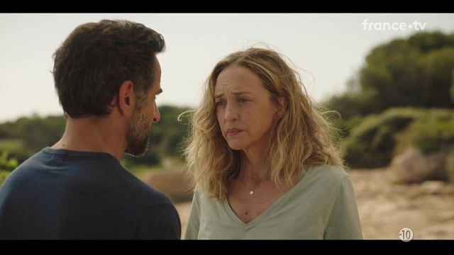 image de la news Exclu. La Mère et l'Assassin : Hélène de Fougerolles a appelé la production en plein tournage, voici pourquoi !
