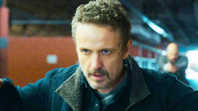 image de la news 3 ans après son lancement, l'un des thrillers d'espionnage les plus populaires de Netflix fait son retour et monte d'un cran