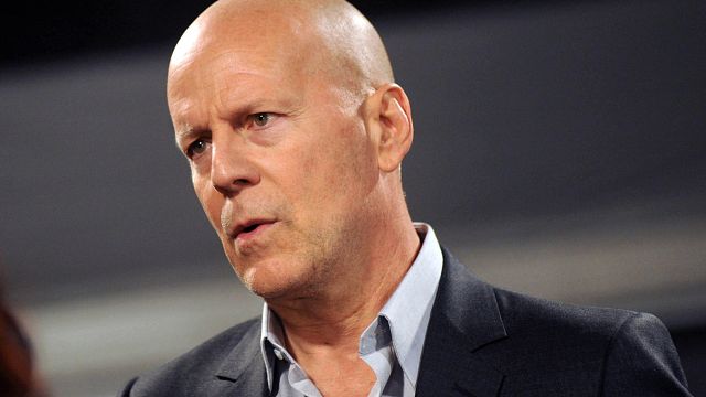 image de la news "C'était la panique totale" : cette interview de 2013 avec un Bruce Willis qui "semble ailleurs" refait surface