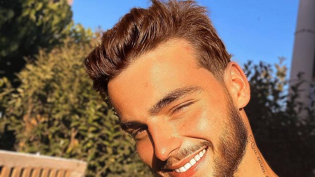 image de la news Combien a été payé Simon Castaldi pour l'émission Les Cinquante sur W9 ?