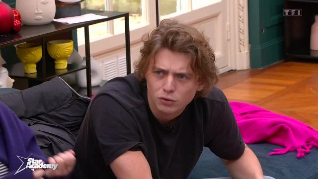 image de la news Star Academy : "Va falloir se dévorer du regard", Ulysse découvre son duo avec Marine... La température va grimper d'un cran sur le prime