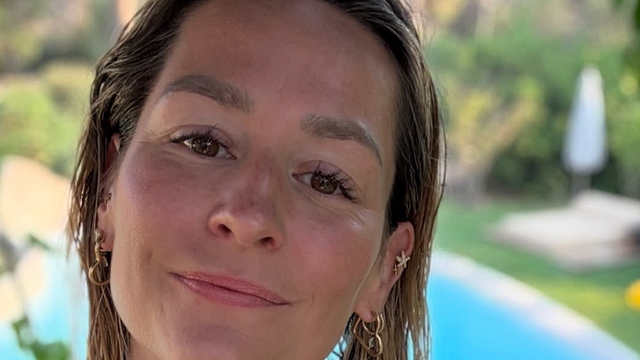 image de la news Mariés au premier regard : Laure Larrory de nouveau en couple avec un autre que Matthieu ? Elle répond