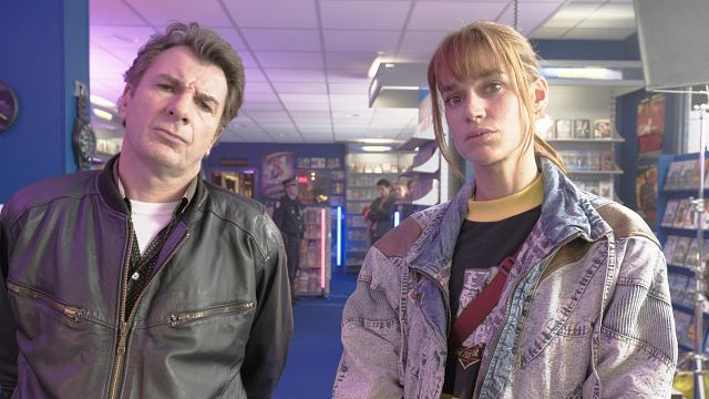image de la news Flashback sur TF1 : y aura-t-il une saison 3 pour la série policière avec Michaël Youn ?