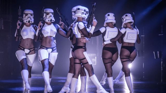 Star Wars déshabillé : la saga en mode burlesque, c'est bientôt sur scène à Paris !